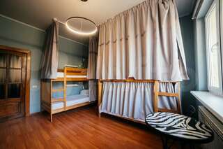 Гостиница Гуд Румс Ростов-на-Дону Шестиместная комната для мужчин-1